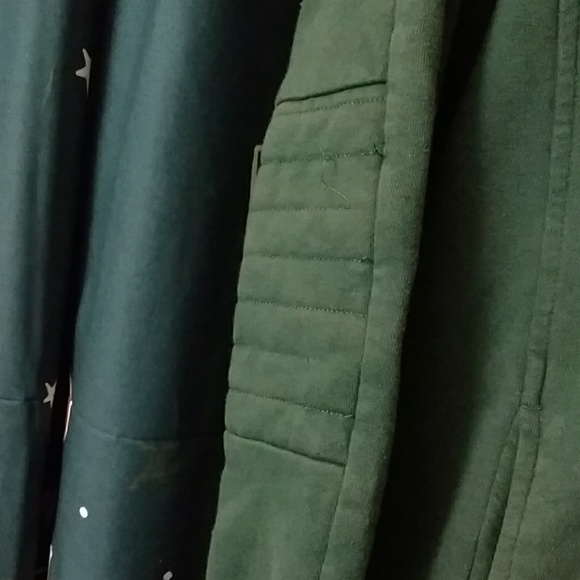 Green cowl/funnel neck sweatshirt - Picture 4 of 8